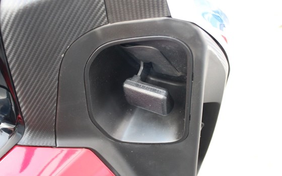 Gebrauchtmotorrad Honda Integra - Bild 20