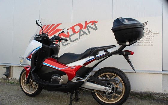 Gebrauchtmotorrad Honda Integra - Bild 4