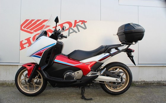 Gebrauchtmotorrad Honda Integra - Bild 6