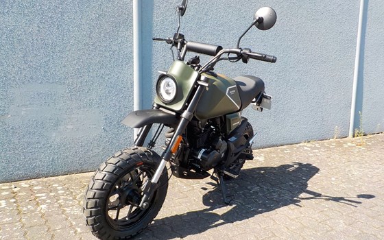 Gebrauchtmotorrad Brixton Crossfire 125 XS - Bild 8