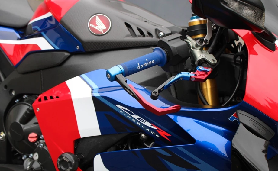 Angebot Honda CBR1000RR-R Fireblade SP Bild 10: Angebot Honda CBR1000RR-R Fireblade SP