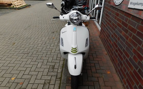 Neufahrzeug Vespa GTS 125ie Super Tech - Bild 3