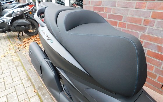 Neufahrzeug Piaggio Beverly 400 - Bild 10