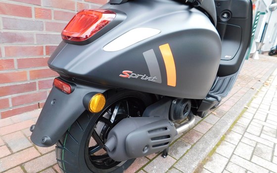 Neufahrzeug Vespa Sprint - Bild 12