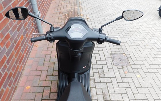 Neufahrzeug Vespa Sprint - Bild 15