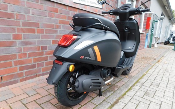 Neufahrzeug Vespa Sprint - Bild 4