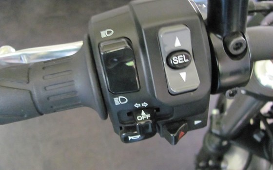 Gebrauchtmotorrad Kawasaki Z650 RS - Bild 9