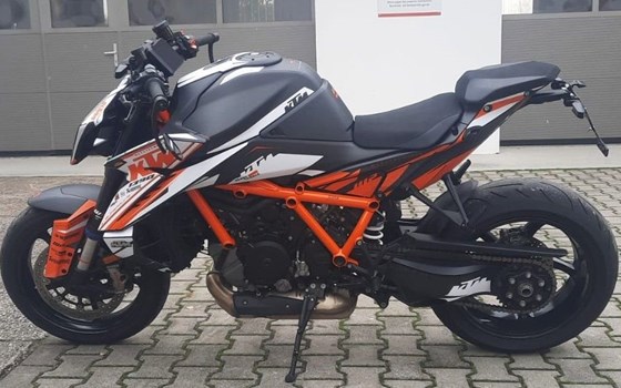 Gebrauchtmotorrad KTM 1390 Super Duke R EVO - Bild 7