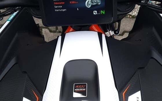 Gebrauchtmotorrad KTM 1390 Super Duke R EVO - Bild 9