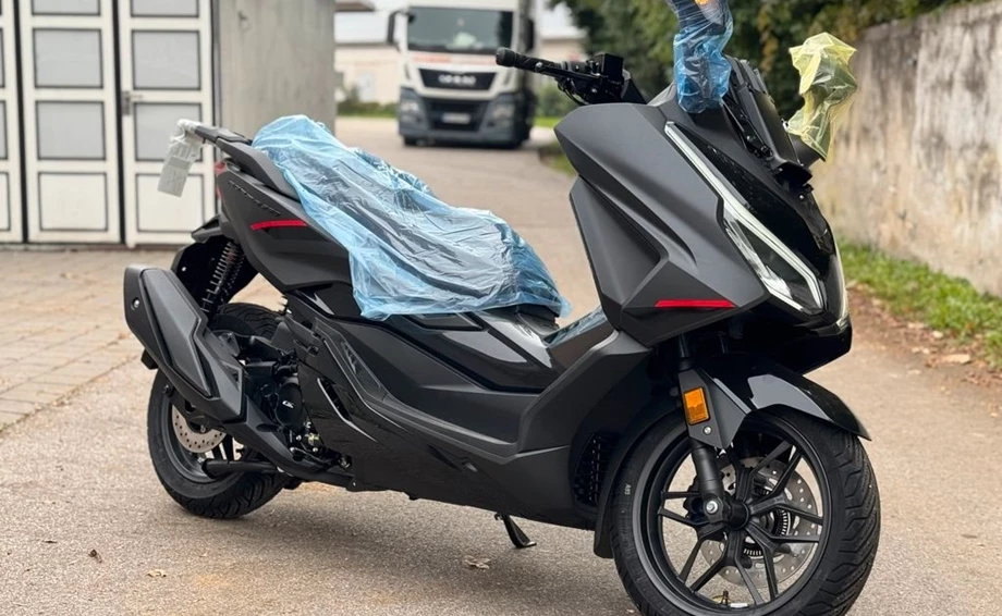 Offer Honda Forza 350 Bild 4: Offer Honda Forza 350