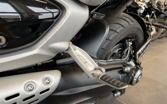Gebrauchtmotorrad Triumph Rocket 3 R - Bild 15