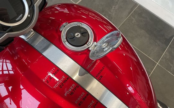 Gebrauchtmotorrad Triumph Rocket 3 R - Bild 16