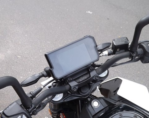 zum Vergrössern bitte anklicken!