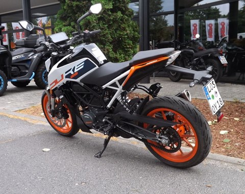 zum Vergrössern bitte anklicken!