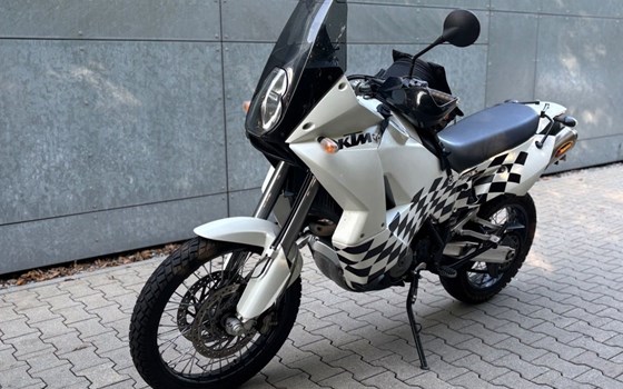 Gebrauchtmotorrad KTM 950 Adventure S - Bild 10