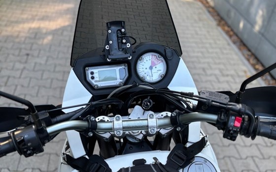 Gebrauchtmotorrad KTM 950 Adventure S - Bild 11