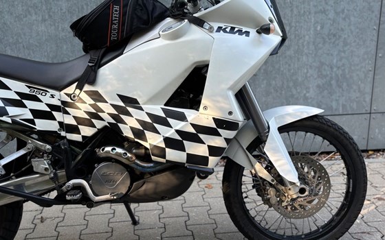 Gebrauchtmotorrad KTM 950 Adventure S - Bild 17