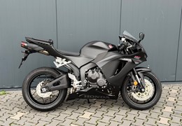 Neumotorrad Honda CBR600RR