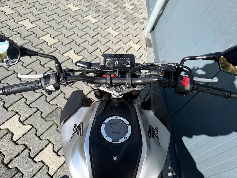 Angebot Honda CB125R Bild 4: Angebot Honda CB125R