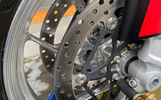 Gebrauchtmotorrad Aprilia Tuono 660 - Bild 2