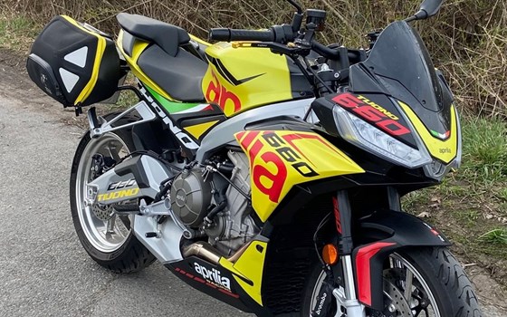 Gebrauchtmotorrad Aprilia Tuono 660 - Bild 3