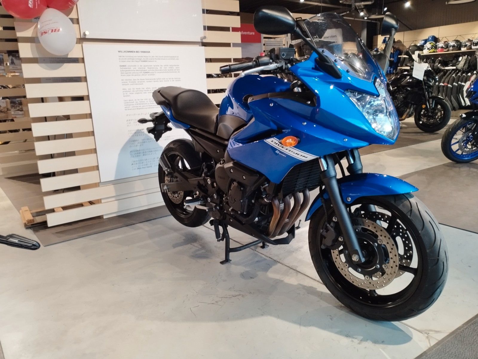 Yamaha XJ6 Diversion 