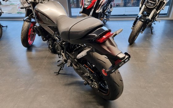 Gebrauchtmotorrad Kawasaki Z650 RS - Bild 5