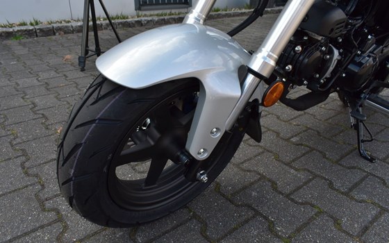 Gebrauchtmotorrad Honda Dax 125 - Bild 8