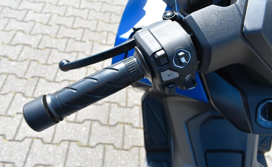 Angebot Honda Forza 125 Bild 7: Angebot Honda Forza 125