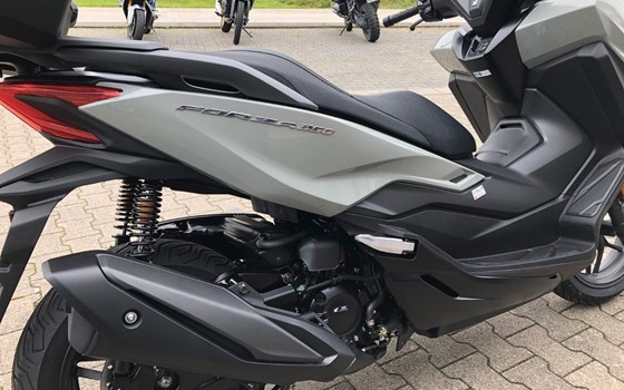 Neufahrzeug Honda Forza 350 - Bild 10
