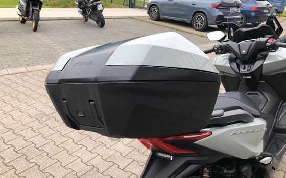Neufahrzeug Honda Forza 350 - Bild 14