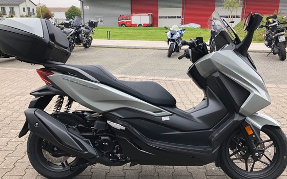 Neufahrzeug Honda Forza 350 - Bild 9