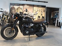 Gebrauchtmotorrad Triumph Bonneville T120 Black