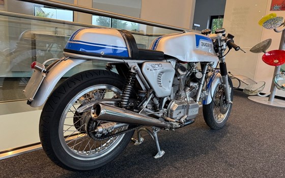 Gebrauchtmotorrad Ducati 900 Nuda Sport - Bild 3