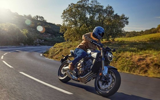 Neufahrzeug Honda CB650R E-Clutch - Bild 2