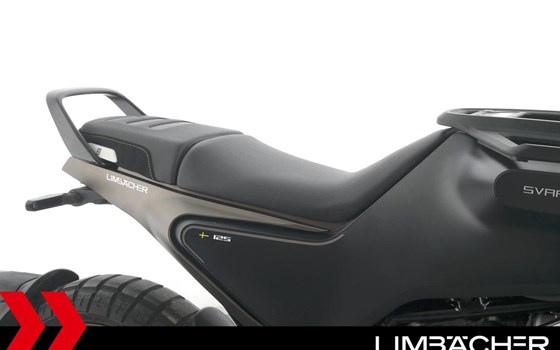 Gebrauchtmotorrad Husqvarna Svartpilen 125 - Bild 23