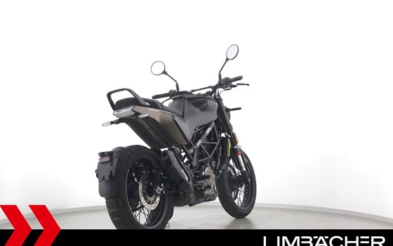 Gebrauchtmotorrad Husqvarna Svartpilen 125 - Bild 8