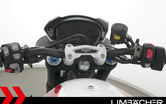 Gebrauchtmotorrad Triumph Speed Triple 1050 - Bild 24