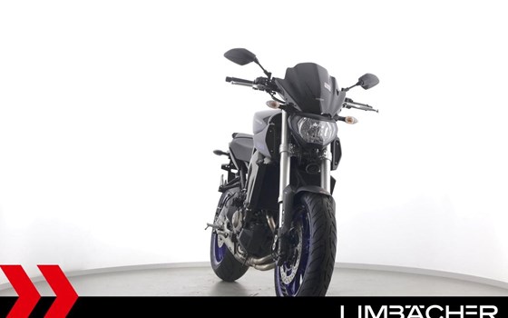 Gebrauchtmotorrad Yamaha MT-09 - Bild 11