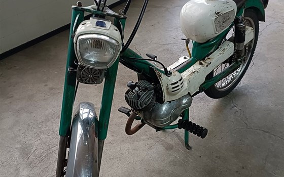 Gebrauchtmotorrad Benelli 125 - Bild 5 Gebrauchtmotorrad Benelli 125 - Bild 5
