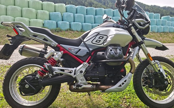 Gebrauchtmotorrad Moto Guzzi V85 TT - Bild 2 Gebrauchtmotorrad Moto Guzzi V85 TT - Bild 2