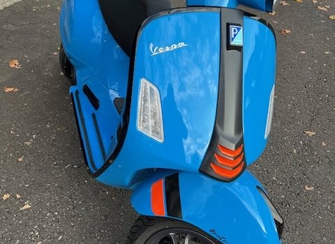 Gebrauchtmotorrad Vespa GTS 310 SuperSport - Bild 4 Gebrauchtmotorrad Vespa GTS 310 SuperSport - Bild 4