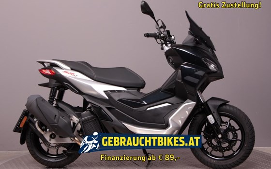 Gebrauchtmotorrad Aprilia SR GT 125 - Bild 1 Gebrauchtmotorrad Aprilia SR GT 125 - Bild 1