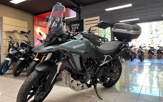 Gebrauchtmotorrad Suzuki V-Strom 800 - Bild 1 Gebrauchtmotorrad Suzuki V-Strom 800 - Bild 1