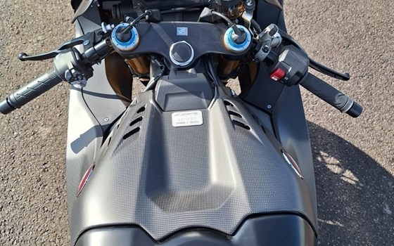 Neufahrzeug Honda CBR1000RR-R Fireblade SP Carbon Edition - Bild 6 Neufahrzeug Honda CBR1000RR-R Fireblade SP Carbon Edition - Bild 6