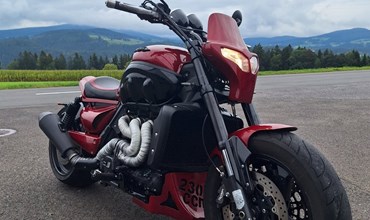 Triumph Rocket III Roadster