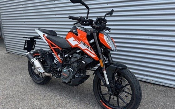 Gebrauchtmotorrad KTM 125 Duke - Bild 2 Gebrauchtmotorrad KTM 125 Duke - Bild 2