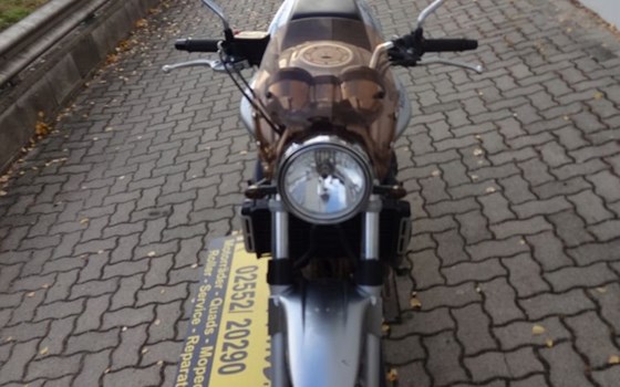 Gebrauchtmotorrad Honda CB 900 F Hornet - Bild 4 Gebrauchtmotorrad Honda CB 900 F Hornet - Bild 4