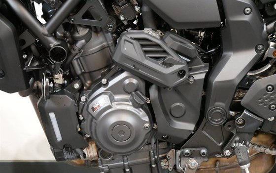 Gebrauchtmotorrad Yamaha MT-07 Y-AMT - Bild 9