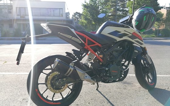 Gebrauchtmotorrad KTM 125 Duke - Bild 3 Gebrauchtmotorrad KTM 125 Duke - Bild 3